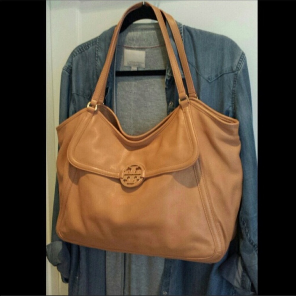 Tory Burch Amanda Easy Tote.👜❤️